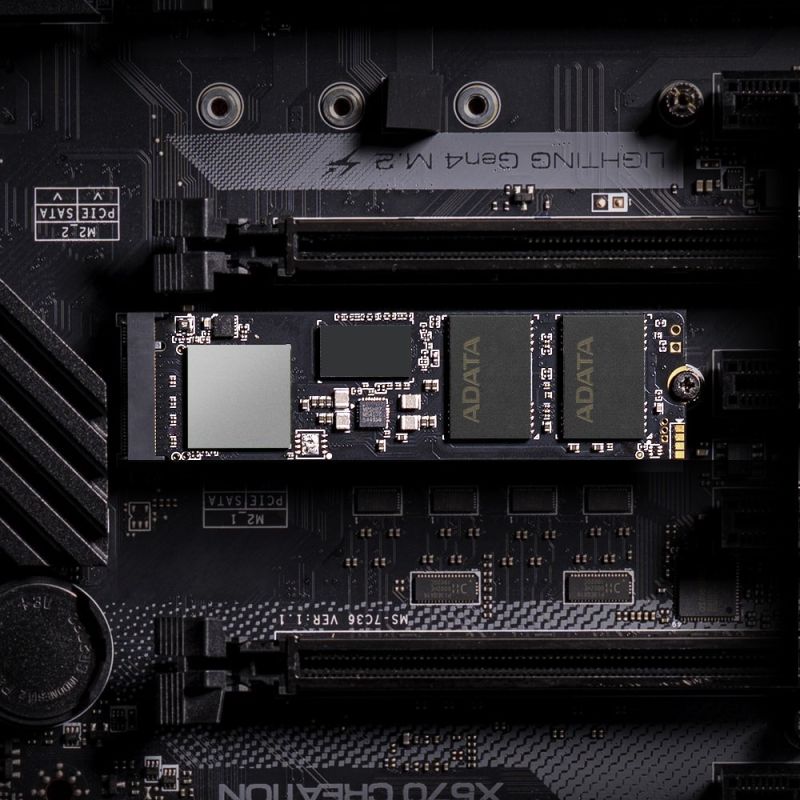 Накопичувач SSD M.2 ADATA GAMMIX S70 BLADE 1TB 2280 PCIe 4x4 NVMe 3D NAND Read/Write:7400/5500 MB/sec