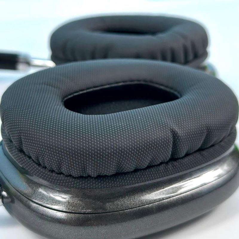 Бездротові накладні навушники WUW-R200 black