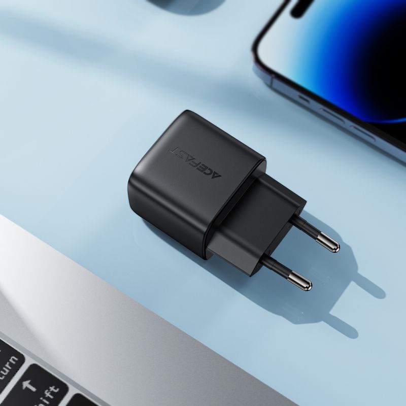 Мережевий зарядний пристрій ACEFAST A116 PD35W GaN charger (USB-A+USB-C) with digital display Black