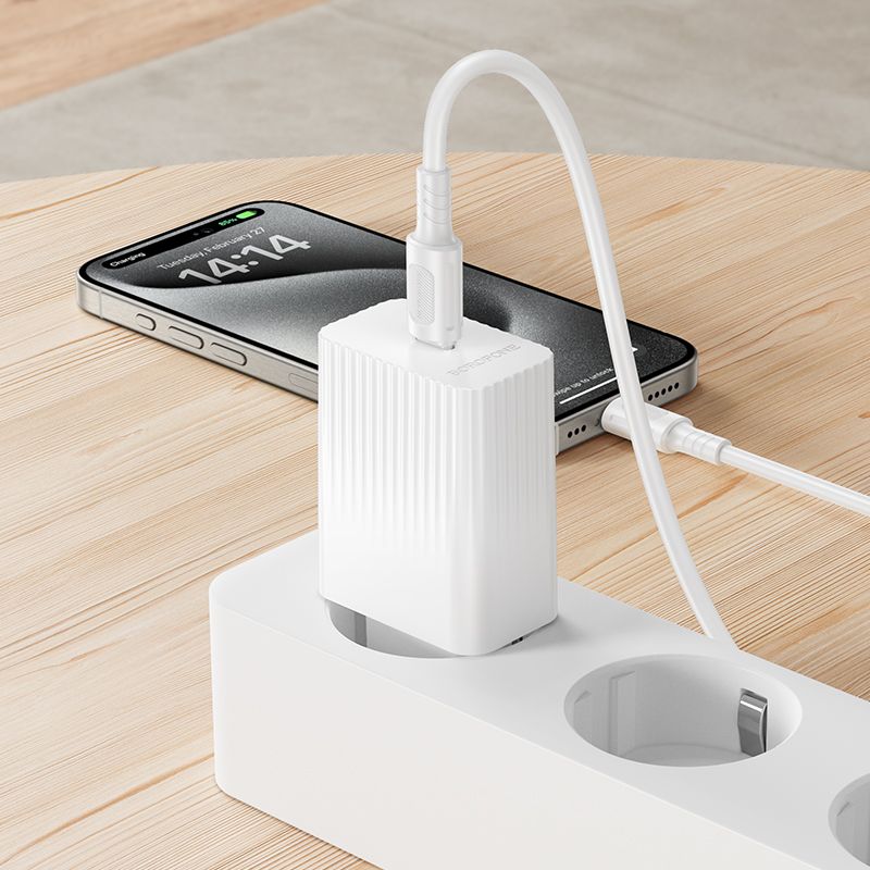 Мережевий зарядний пристрій BOROFONE BAS75A Source single port PD30W charger (EU) White