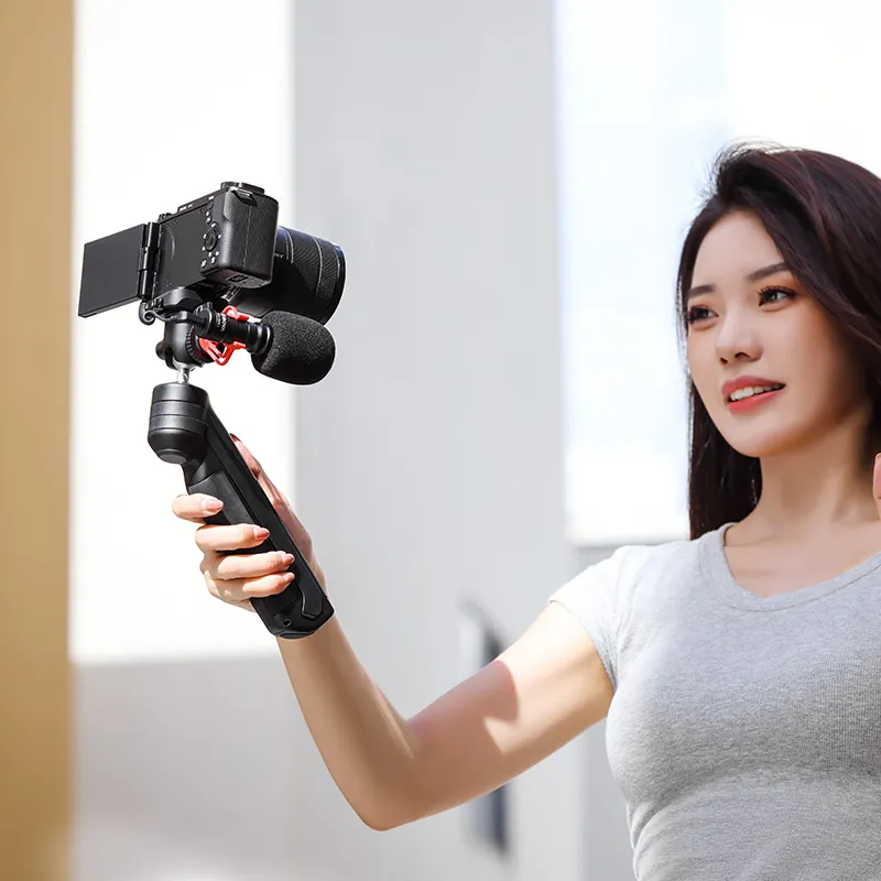 Ручка мініштатив Ulanzi TT38 One-click Opening Tripod