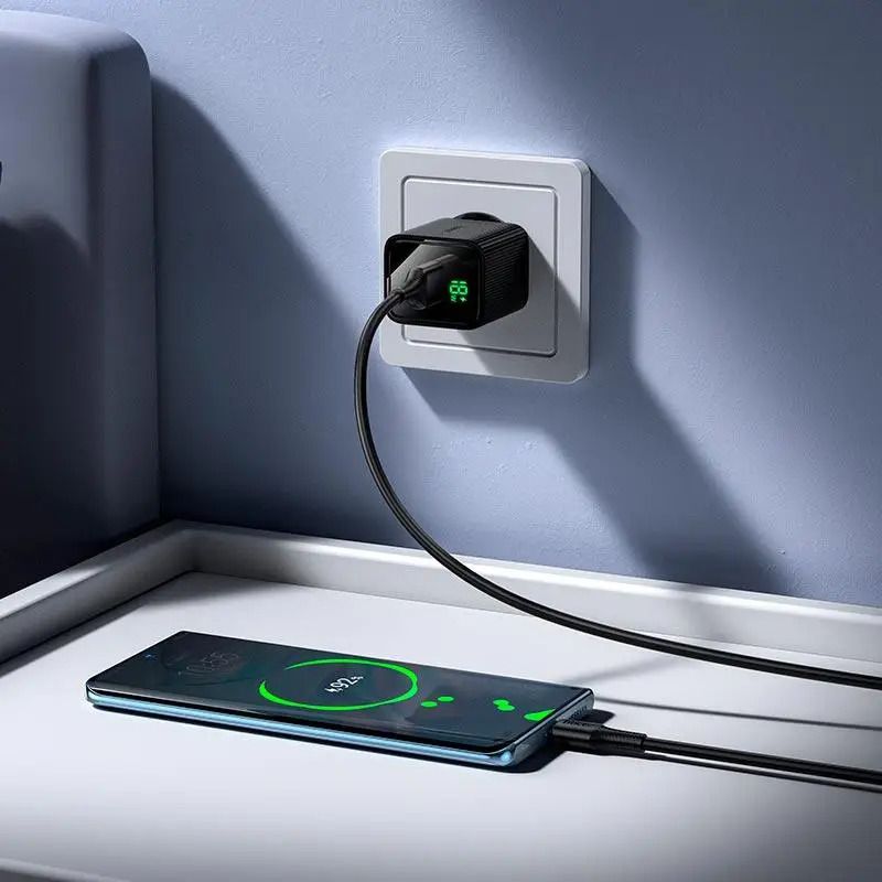 Мережевий зарядний пристрій з кабелем HOCO CS111A Lounge single-port 22.5W multi-protocol charger set(Type-C) Black