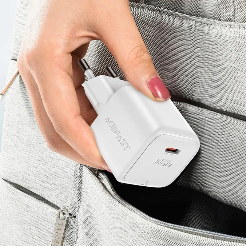 Мережевий зарядний пристрій з кабелем ACEFAST A73 mini PD20W GaN single USB-C charger set (C3-03) White