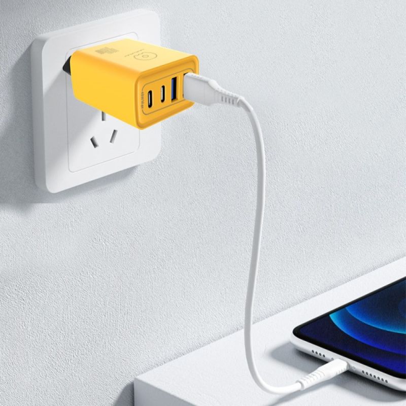 Мережевий зарядний пристрій WUW-C212 48W Charger 2 USB C +  2 USB C yellow