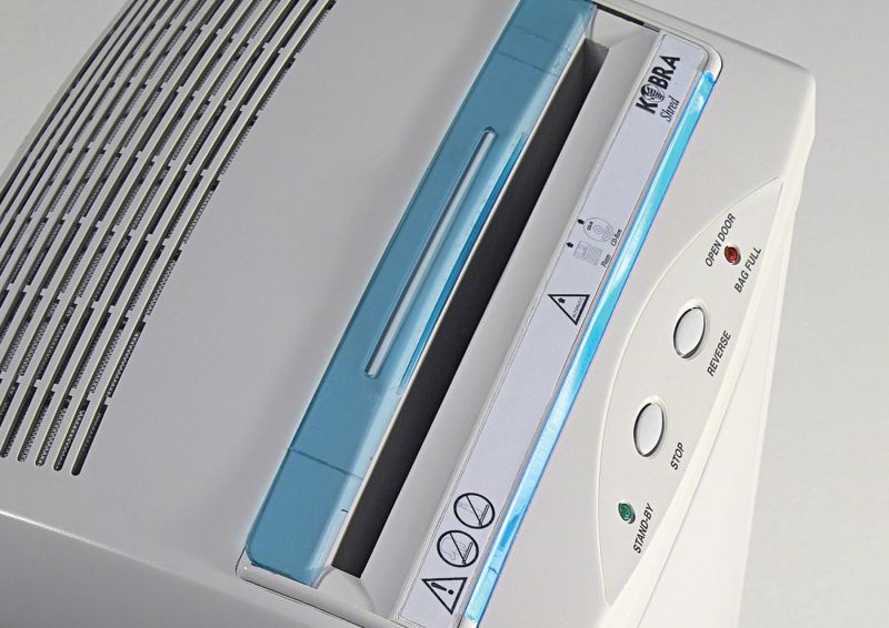 Знищувач документів Kobra 300 HS-6 (0,8X5)