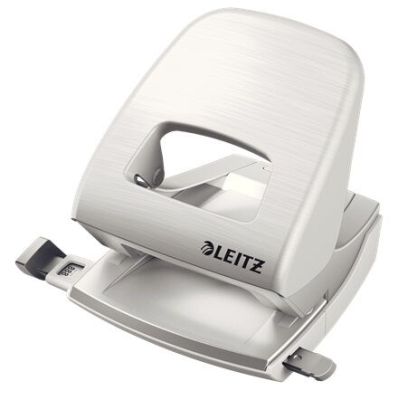 Діркопробивач настільний металевий Leitz New NeXXt Style, 30 аркушів, колір біла сталь, арт. 50060004